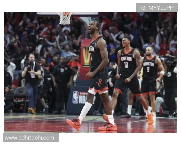 火箭队与S峰的激烈对决NBA赛场上的精彩瞬间与战术较量 火箭队与S峰的激烈对决NBA赛场上的精彩瞬间与战术较量