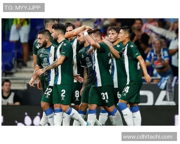 特多与美国足球对决分析探讨双方战术特点与比赛前景