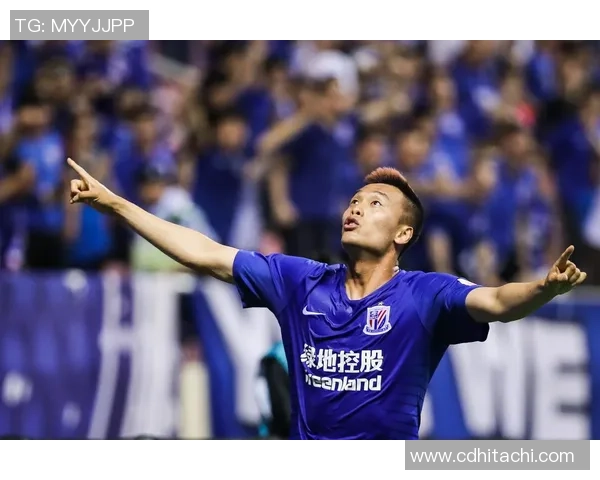 绿地申花迎战北京人和争夺中超联赛关键三分之战